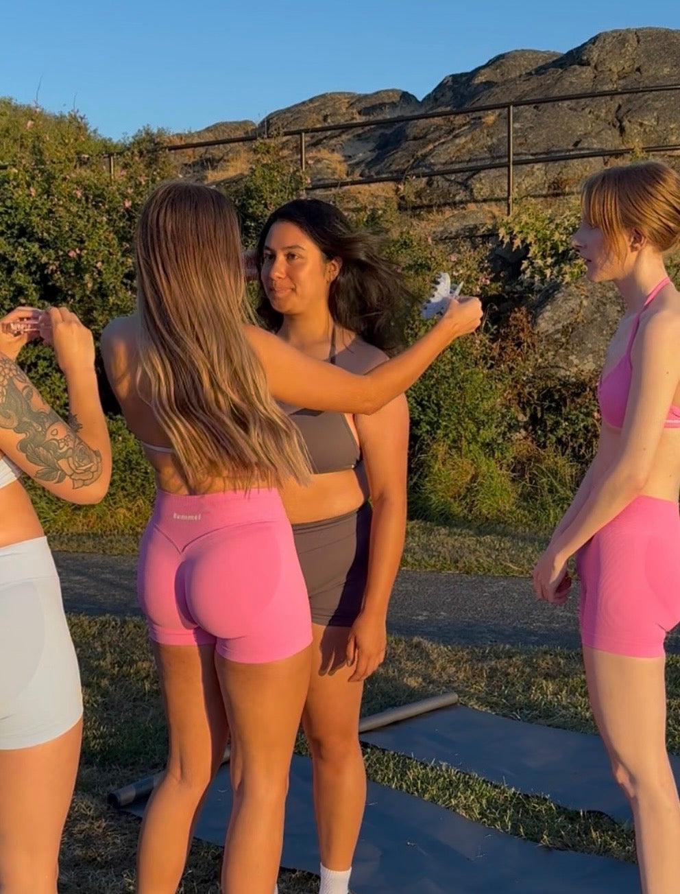 Pinky Promise Short